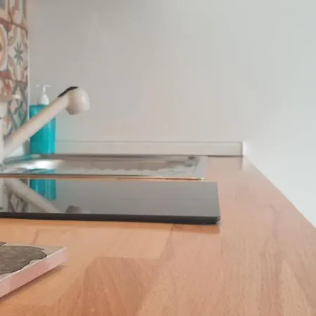 Rgb_apartments * Λαμπεντούζα